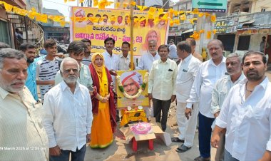 పాతబస్తీలో వాడవాడలా తెలుగుదేశం పార్టీ 43 వ  ఆవిర్భావ దినోత్సవ వేడుకలు