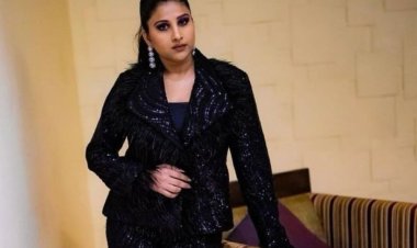 సింగర్ మంగ్లీ బర్త్ డే పార్టీలో గంజాయి కలకలం?