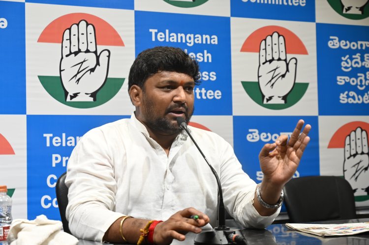 కేటిఆర్,కేసీఆర్ తెలంగాణ ప్రజలకు బేషరతుగా క్షమాపణ చెప్పాలి : మెట్టు సాయి కుమార్