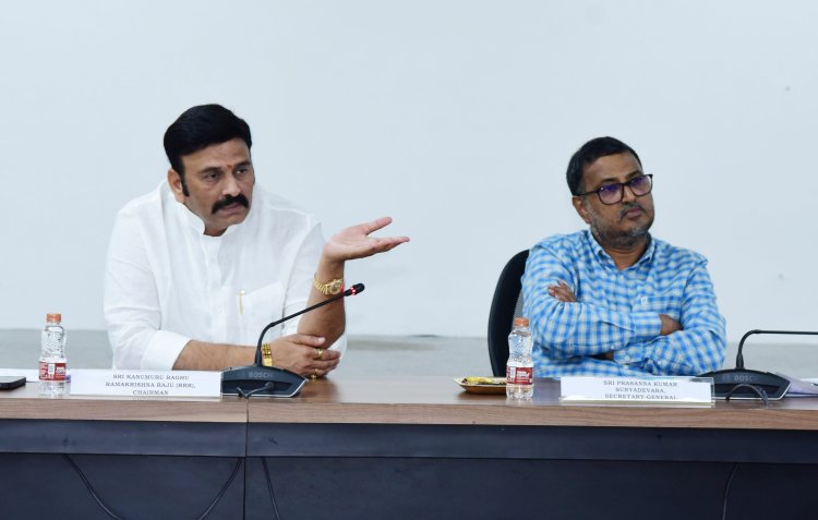 రేషన్ కార్డుతో సంబంధం లేకుండా  ఆరోగ్యశ్రీ కార్డుల జారీకై ప్రతిపాదనలు