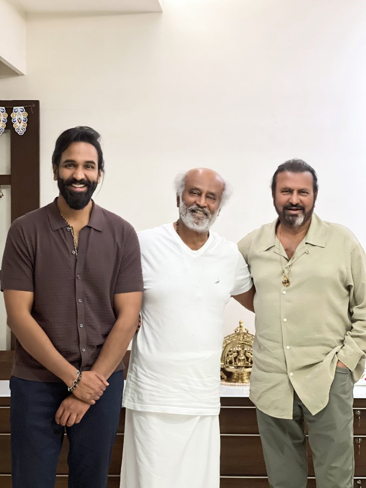 మోహన్ బాబు ఫ్యామిలీతో కలిసి కన్నప్ప చిత్రాన్ని వీక్షించిన  సూపర్ స్టార్ రజనీకాంత్