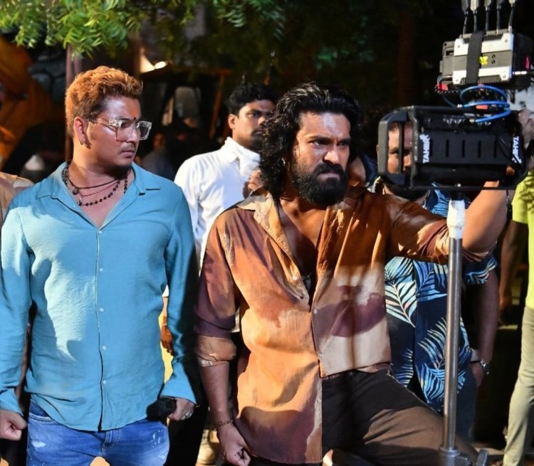 గ్లోబల్ స్టార్ రామ్ చరణ్ 'పెద్ది' భారీ సెట్‌లో ఇంటెన్స్ & ఫస్ట్ అఫ్ ఇట్స్ కైండ్ ట్రైన్ యాక్షన్ బ్లాక్‌ షూటింగ్