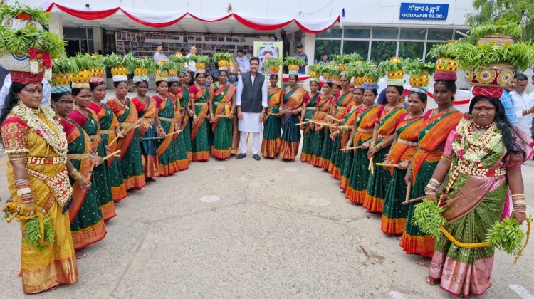 దేశ రాజధాని ఢిల్లీలో ఈ నెల 30 నుంచి లాల్ దర్వాజ బోనాలు