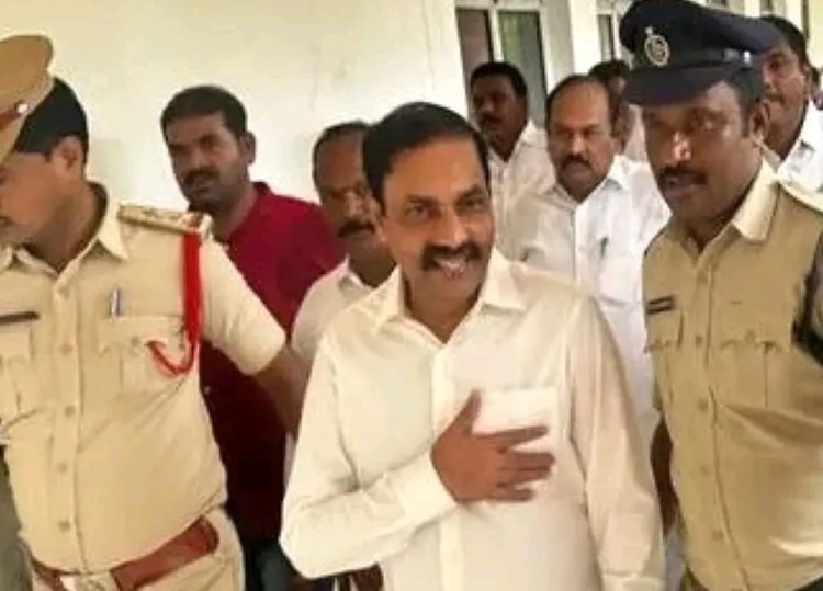 సిట్ కస్టడీకి కాకాణి