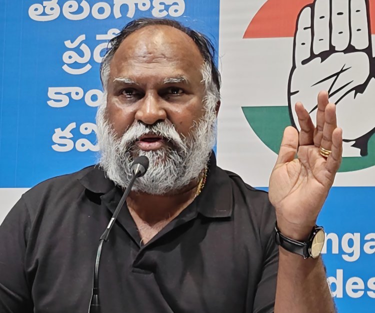 రాష్ట్ర ఖజానా .. కేసీఆర్ కుటుంబం  సంకనాకించింది : జగ్గా రెడ్డి