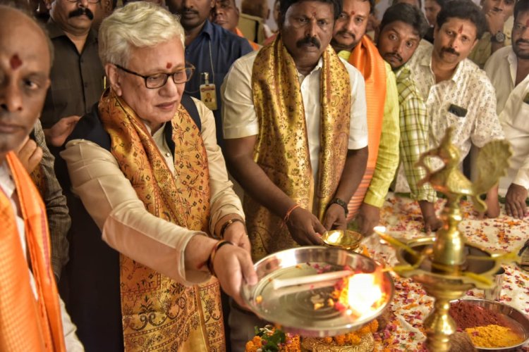 ఢిల్లీ లో అట్టహాసంగా ప్రారంభమైన లాల్ దర్వాజా బోనాలు