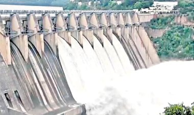 శ్రీశైలం జలాశయానికి వచ్చి చేరుతున్నవరద నీరు