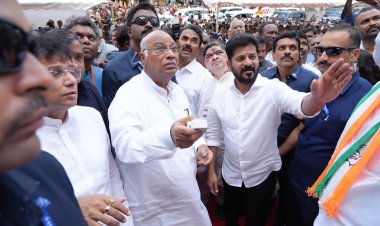 మాజీ ముఖ్యమంత్రి రోశయ్య విగ్రహం ఆవిష్కరణ