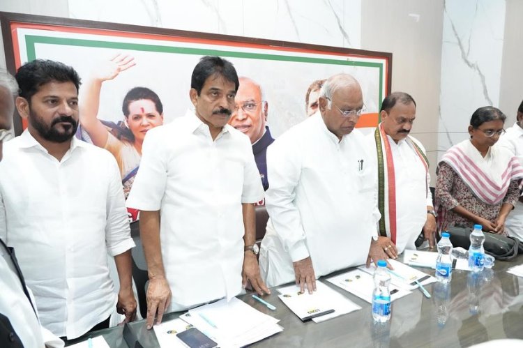 దేశ ప్రజలకు ప్రధాని మోదీ చెప్పేవన్నీ అబద్దాలే :  ఏఐసీసీ చీఫ్ మల్లికార్జున్ ఖర్గే