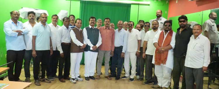 తెలుగు ఫిలింఛాంబర్ ఆఫ్ కామర్స్ ఎన్నికలు త్వరగా పెట్టాలి : నిర్మాతలు
