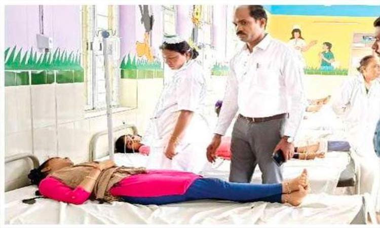 ముదిగొండ గిరిజన ఆశ్రమ పాఠశాలలో ఫుడ్ పాయిజన్‌తో 35 మంది విద్యార్థినులు అస్వస్థత