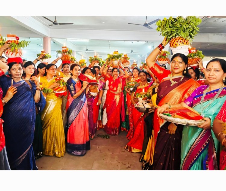 ఘనంగా రెడ్డమ్మల బోనం