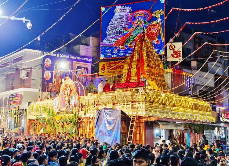 *నేడు లాల్​దర్వాజా శ్రీ సింహవాహిని మహంకాళి బోనాలు*