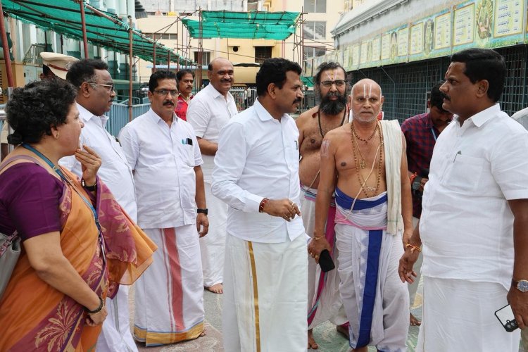 ఆగ‌స్టు 8న వరలక్ష్మీ వ్రతానికి విస్తృత ఏర్పాట్లు:  టీటీడీ జేఈవో వి. వీర‌బ్ర‌హ్మం