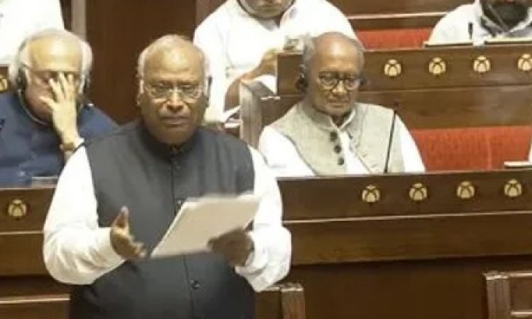 కాంగ్రెస్ ప్రభుత్వ హయాంలోనే ప్రభుత్వ రంగ సంస్థలు ఏర్పాటు : ఎఐసిసి  అద్యక్షులు మల్లికార్జున ఖర్గే